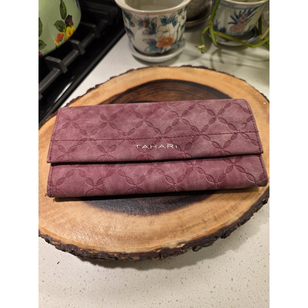 Tahari Trifold Wallet/Clutch Burgundy Geometric Quilted Credit Card Slots Pocket